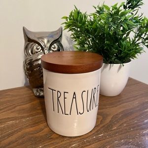 Rae Dunn Ceramic Storage Container